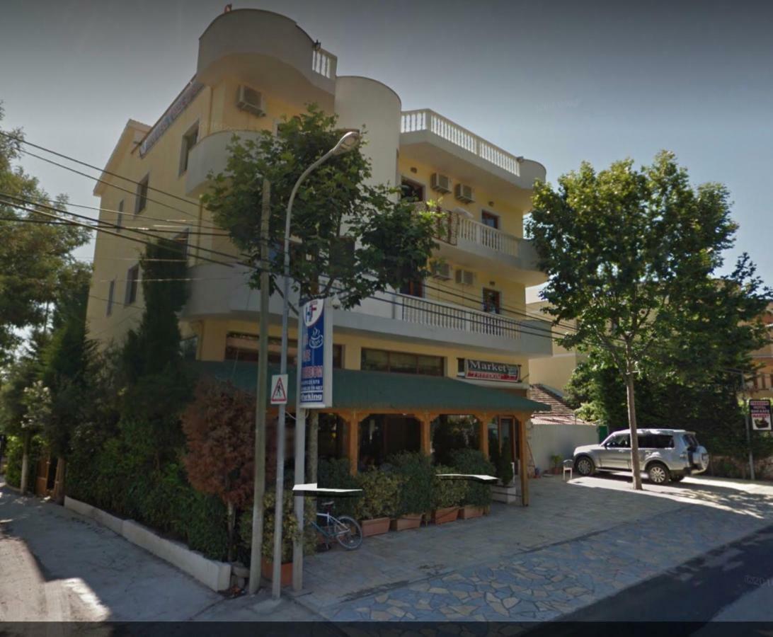 Hotel Freedom Лежа Экстерьер фото